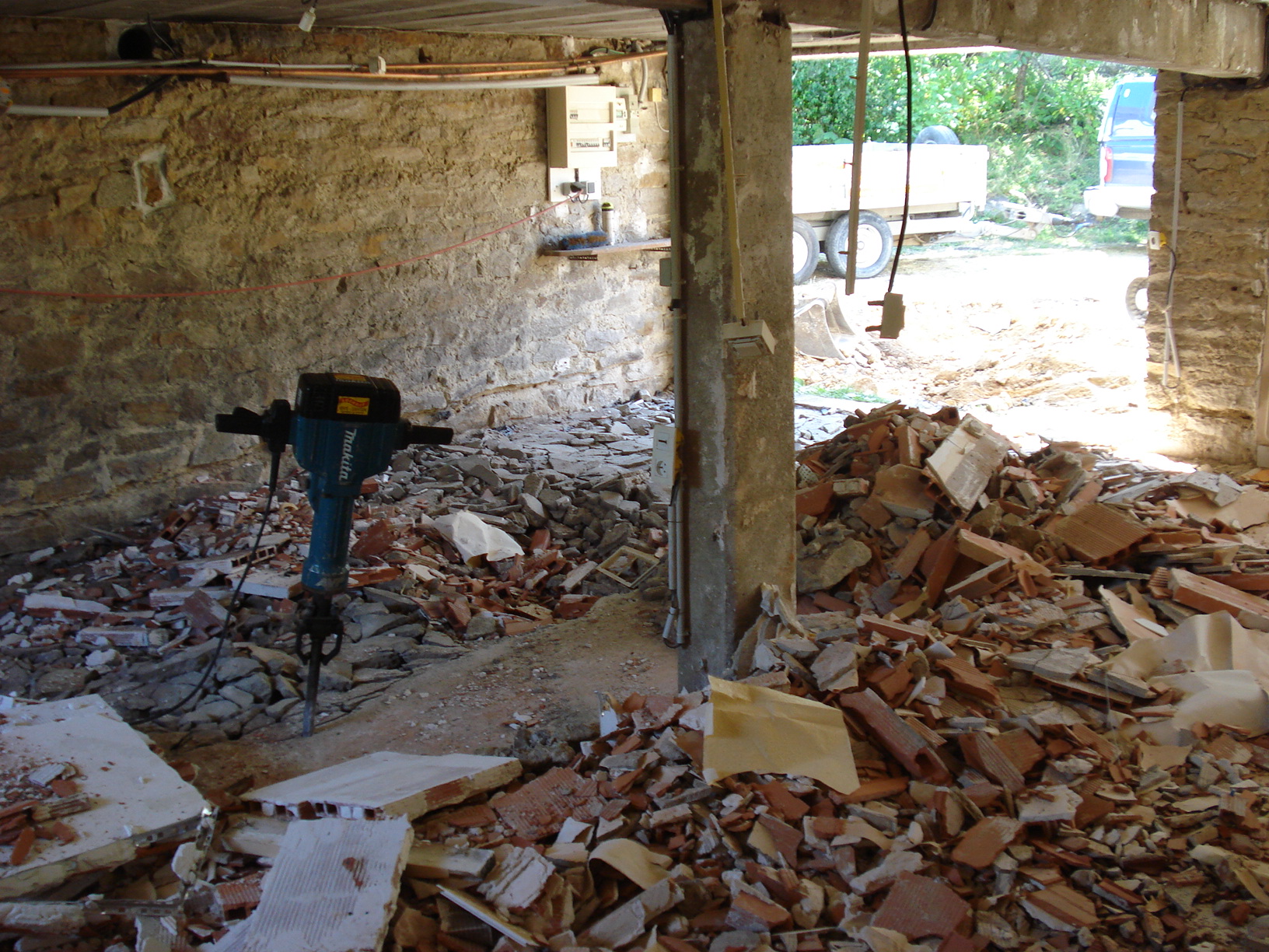 Démolition à Mauvezin-sur-Gupie