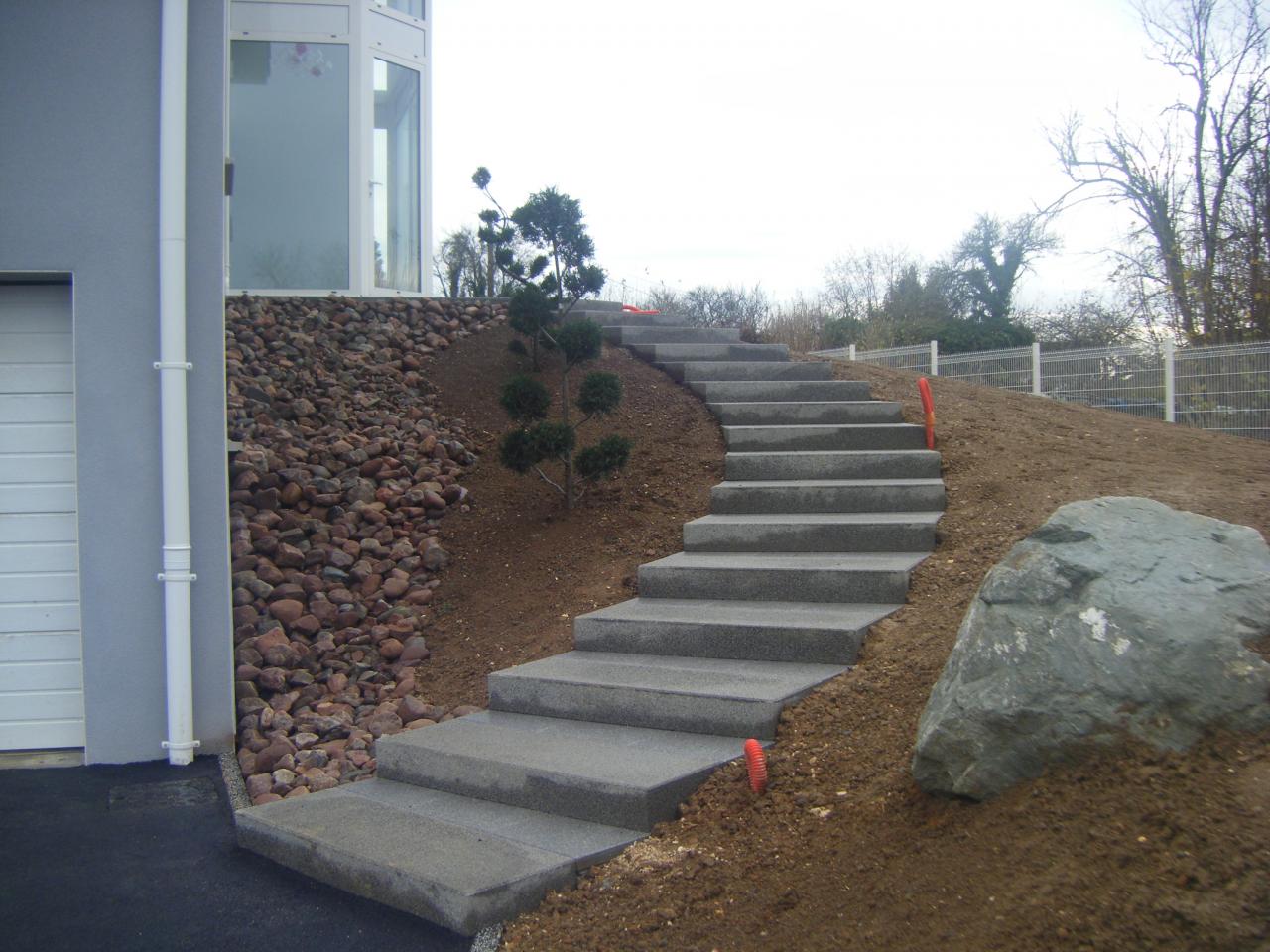 Création d'escalier en béton à Boé